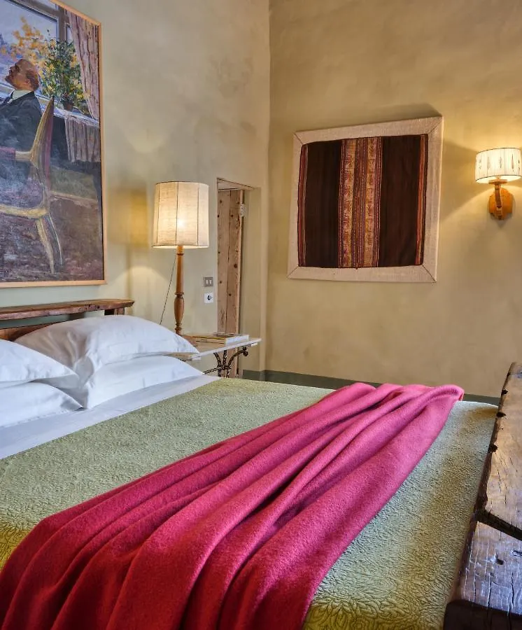 Il Castello Di Tassara Bed and Breakfast Bed & Breakfast