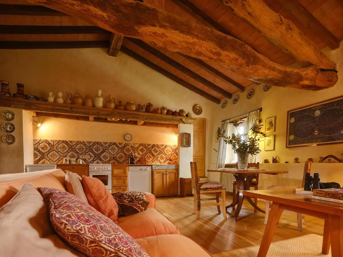 Il Castello Di Tassara Bed and Breakfast Bed & Breakfast